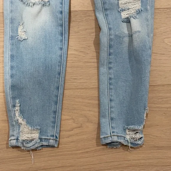 KanCan light wash 24+NWT - Picture 4 of 12